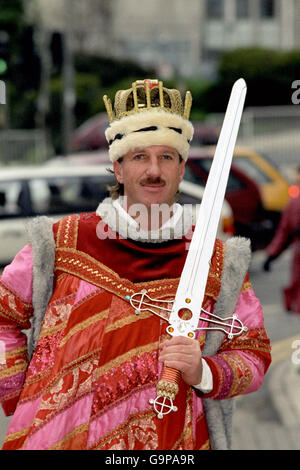 Ian Botham in Pantomime Stockfoto