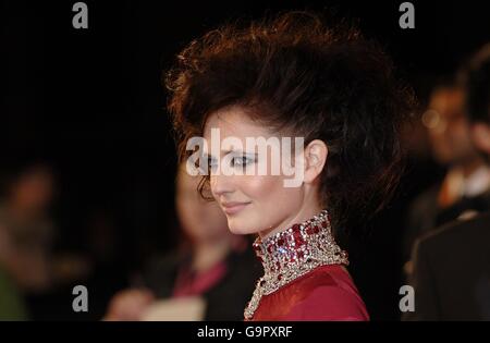 Eva Green kommt zu den Orange British Academy Film Awards (BAFTAs) 2007 im Royal Opera House in Covent Garden, im Zentrum von London. Stockfoto