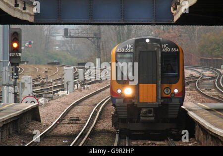 Süd-West-Züge Klasse 450 EMU in Clapham Junction Stockfoto