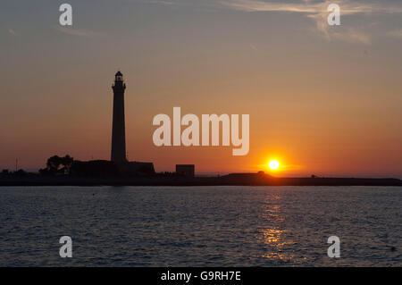 Sonnenuntergang, Leuchtturm, San Vito lo Capo, Provinz Trapani, Sizilien, Italien Stockfoto