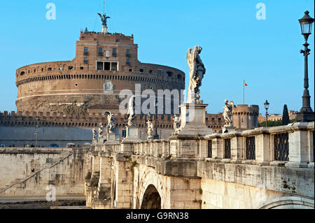 Brücke von Engeln, St. Angel Brücke, Schloss der Heiligen Engel, Castel Sant'Angelo, Ponte Aelius (nach des Kaisers Hadrian), Mausoleum, Papst, Borgia, antike, Renaissance, Rom Italien, Europa Stockfoto