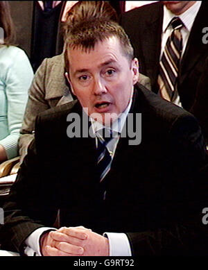 British Airways Chief Executive Willie Walsh gibt heute vor dem Transport Select Committee im House of Commons im Zentrum von London Beweise. Stockfoto