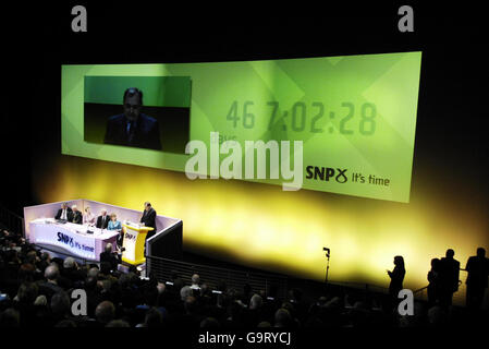 Alex Salmond spricht über die Konferenz der Scottish National Party (SNP) im Glasgow Science Center. Stockfoto