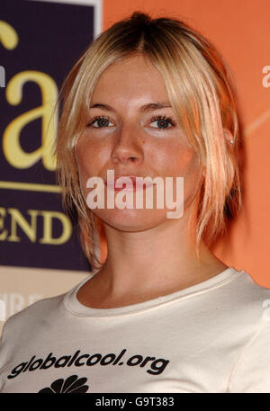 Sienna Miller ist bei der Vorstellung der IIFA (International Indian Film Academy) Global Cool Bond im Star Dome, Madame Tussauds, im Zentrum von London zu sehen. Stockfoto