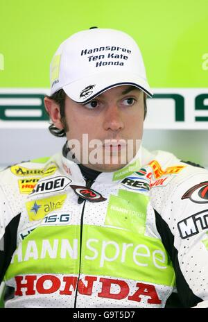 Motorradfahren - SBK Superbike World Championship 2007 - Runde drei - Donington Park. Roberto Rolfo aus Italien Stockfoto