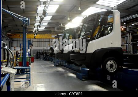 CO2-Ökonomie. Die Produktionslinie für Elektro-Lkw im Werk Codec in Coventry. Stockfoto