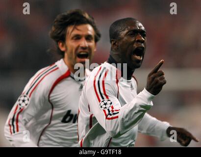 Fußball - UEFA Champions League - Viertel-Final - Rückspiel - FC Bayern München V AC Milan - Allianz Arena Stockfoto