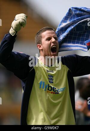 Colin Doyle von Birmingham City feiert den Sieg am Ende von Das Spiel Stockfoto