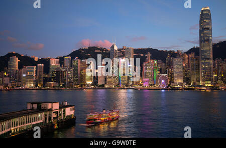 Hong Kong Skyline der Stadt, Victoria Harbour, Hong Kong, China. Stockfoto