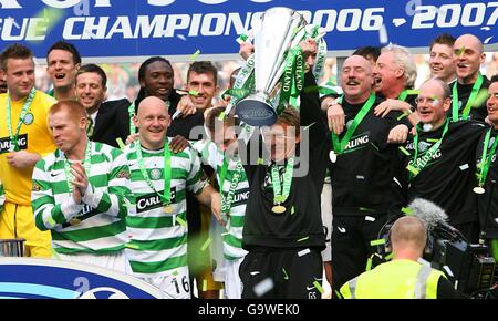 Fußball - Bank of Scotland Premier League - keltische V Heart of Midlothian - Celtic Park Stockfoto