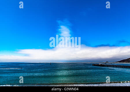 Segelboote, Strand und Piers Avila Beach Kalifornien entlang der Küste Stockfoto