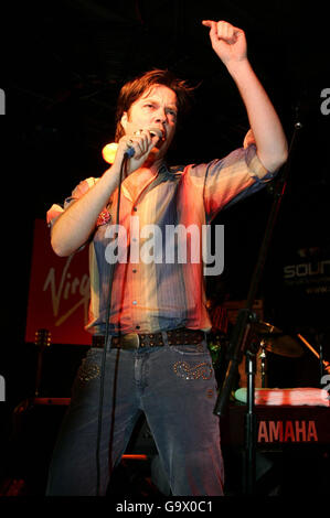 Rufus Wainwright Instore Gig und Unterzeichnung - London Stockfoto