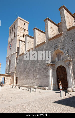 Dalt Vila, Kathedrale, Eivissa, Ibiza, Balearen, Spanien, Europa / Ibiza Stockfoto