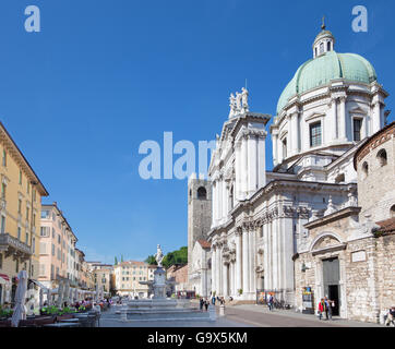 BRESCIA, Italien - 20. Mai 2016: Der Dom (Duomo Nuovo und Duomo Vecchio). Stockfoto