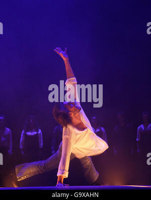 Der spanische Flamencotänzer Joaquin Cortes spielt seine Show "my Soledad" (My Solitude) in der Royal Albert Hall im Westen Londons. Stockfoto
