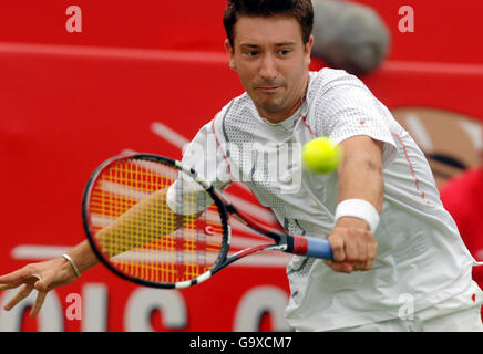 Tennis - Artois Championships - erster Tag - The Queen's Club. Der britische Alex Bogdanovic ist während der Artois-Meisterschaften im Queen's Club, London, in Aktion. Stockfoto