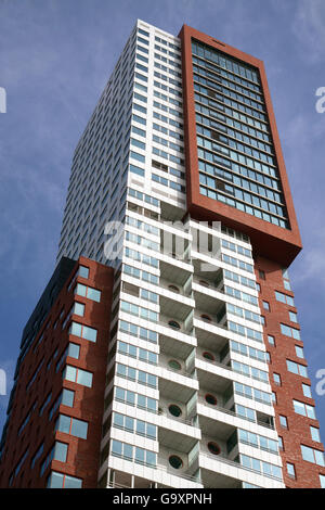 Bunte moderne Gebäude in der Innenstadt von Rotterdam Stockfoto