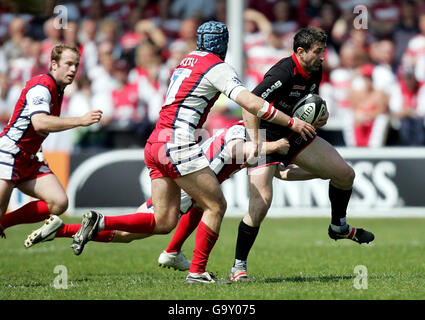 Rugby Union - Guinness Premiership Halbfinale Play-Off - Gloucester gegen Saracens - Kingsholm. Saracen's Kevin Sorrell macht eine Pause gegen Gloucester während des Halbfinalspiels der Guinness Premiership in Kingsholm, Gloucester. Stockfoto