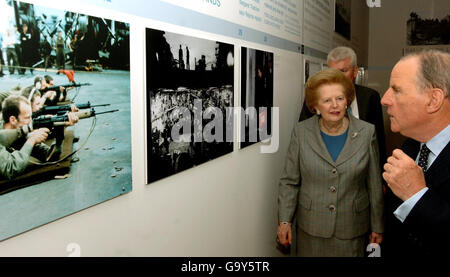 Baroness Thatcher eröffnet Falkland-Ausstellung Stockfoto