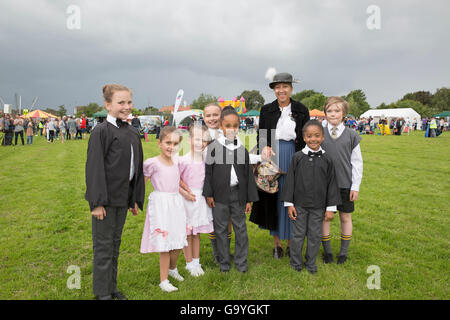 Biggin Hill, UK, 2. Juli 2016, Brightsparks darstellende Kunst Schule Biggin Hill Festival © Keith Larby/Alamy Live-Nachrichten Stockfoto