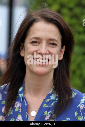 Hampton Court, UK. 4. Juli 2016.  Prominente besuchen RHS Hampton Court Palace Flower Show. Bildnachweis: Belege/Alamy Live-Nachrichten Stockfoto