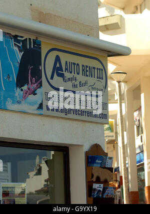 Auto Rent III in Praia Da Luz, Portugal. Ein Dokument der Autovermietung in Praia da Luz scheint zu zeigen, dass Robert Murat vom 12. Bis 15. Mai ein Hyundai-Auto gemietet hat. Stockfoto