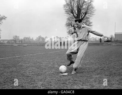 Fußball - Home Internationale Meisterschaft - England gegen Schottland - England Training - Bank of England Ground, Roehampton. Jimmy Meadows (Manchester City) trainiert mit England für das Spiel gegen Schottland, in dem er seine erste Kappe gewinnen wird. Stockfoto