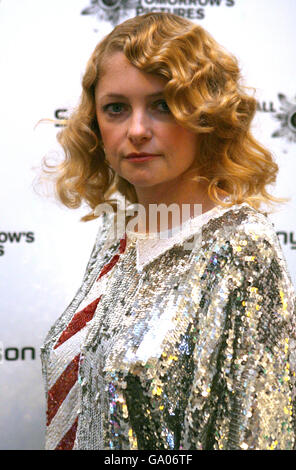 Alison Goldfrapp nimmt an der Vorstellung der Ausstellung „All Tomorrow's Picters“ im Institute of Contemporary Arts im Zentrum von London Teil. Stockfoto