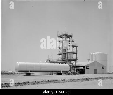 Dieses Bild aus der Atlas negative Collection dokumentiert eine Atlas-Rakete während einer wichtigen Testphase. Die Rakete war ein zentraler Bestandteil des ICBM-Programms der USA und spielte eine wichtige Rolle bei den Verteidigungsstrategien des Kalten Krieges. Dieser Test markiert einen Meilenstein in der Raketenentwicklung. Stockfoto