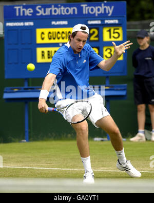 Großbritanniens Richard Bloomfield in Aktion während des Surbiton Trophy Turniers im Surbiton Racket and Fitness Club, Surrey. Stockfoto