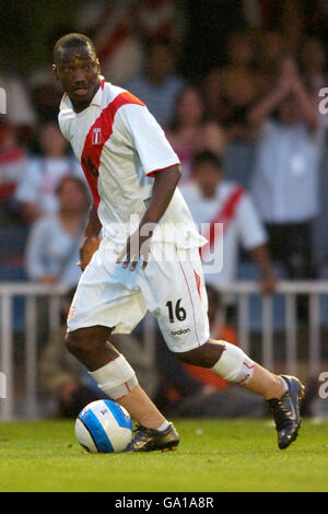 Fußball - International freundlich - Ecuador V Peru - Estadio Mini. Andres Mendoza, Peru Stockfoto