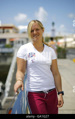 Das britische Olympic Sailing Team hofft Andrea Brewster in Cascais, Portugal, wo sie in der Laser Radial Klasse an den ISAF World Sailing Championships teilnehmen wird. DRÜCKEN Sie VERBANDSFOTO. Bilddatum: Mittwoch, 20. Juni 2007. Die Veranstaltung markiert den Beginn des Rennens, um sich für die Olympischen Spiele in Peking zu qualifizieren. Jede Nation kann nur ein Boot für die Olympischen Spiele in jeder der Klassen und es gibt fünf britische Mädchen im Wettbewerb um das gleiche Ticket. Bildnachweis sollte lauten: Chris Ison/PA Wire. Stockfoto