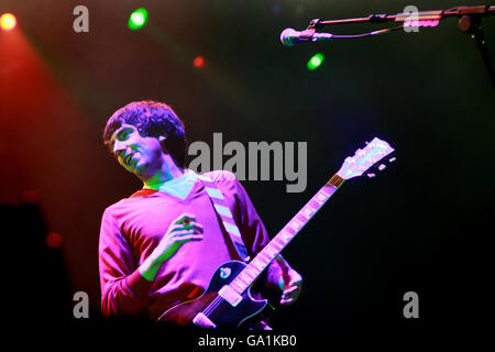 Snow Patrol im Konzert in der 02 Arena in Greenwich, Süd-London. DRÜCKEN SIE VERBANDSFOTO. Bilddatum: Donnerstag, 28. Juni 2007. Bildnachweis sollte lauten: Ben Stansall/PA Stockfoto