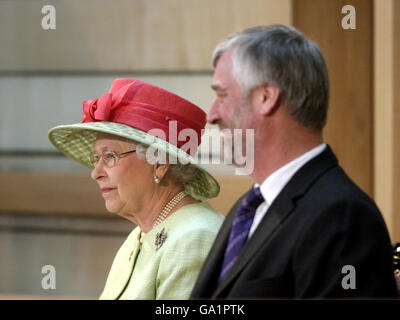 Königin öffnet schottisches Parlament Stockfoto