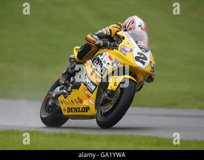 Motorradfahren - British Superbike Championship 2007 - Runde Acht - Oulton Park. Leon Camier (GBR) Honda – Bike Animal Honda Stockfoto