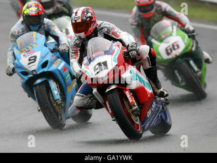 Motorradfahren - British Superbike Championship 2007 - Runde Acht - Oulton Park. Leon Haslam (GBR) Ducati - Airways Ducati Stockfoto