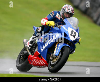 Motorradfahren - British Superbike Championship 2007 - Runde Acht - Oulton Park. Sean Emmett (GBR) Suzuki – Samsung Superbike Team Stockfoto