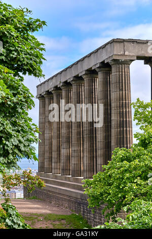 National Monument von Schottland, auf dem Calton Hill in Edinburgh, ist Schottlands nationale Gedenkstätte Stockfoto