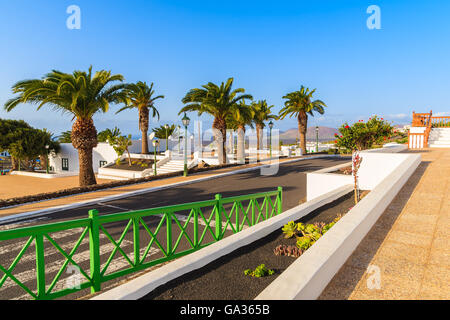 Typisch kanarische Architektur in Las Brenas Dorf, Lanzarote, Kanarische Inseln, Spanien Stockfoto