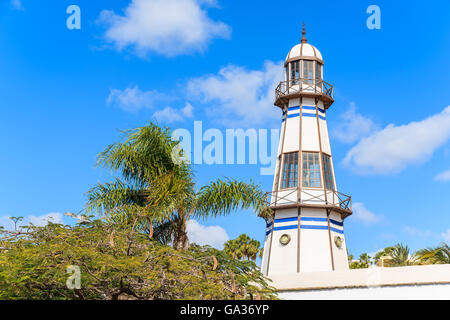 Leuchtturm im Badeort Puerto del Carmen, Lanzarote, Kanarische Inseln, Spanien Stockfoto