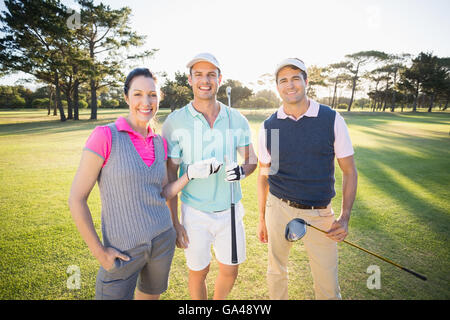 Porträt des Lächelns Golfer Freunde