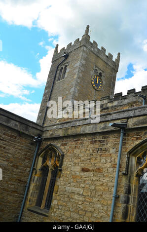 St. Oswalds Kirche an Askrigg in Wensleydale Yorkshire Dales England Großbritannien Stockfoto