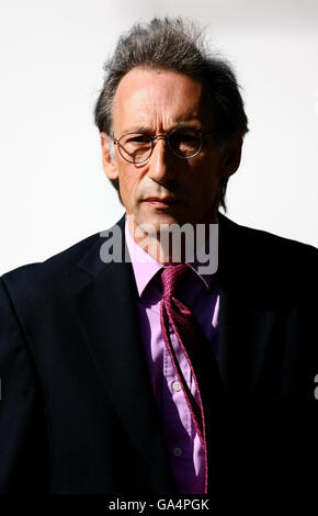 Chris Langham Trial. Der Comedy-Schauspieler und -Autor Chris Langham kommt am Maidstone Crown Court in Kent an. Stockfoto