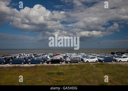 Great Yarmouth, UK. 3. Juli 2016. Neu angekommenen Hyundai Autos warten bei Great Yarmouth Außenhafen bestimmt für UK-Händler, die erste je Sendung von Neuwagen hat der Anschluss erhalten. Stockfoto