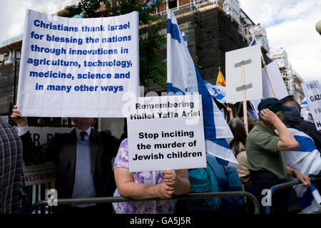 Israelischen Demonstration Zähler-Protest gegen pro-palästinensische Gruppe Gedenken an Al-Quds-Tag. Stockfoto