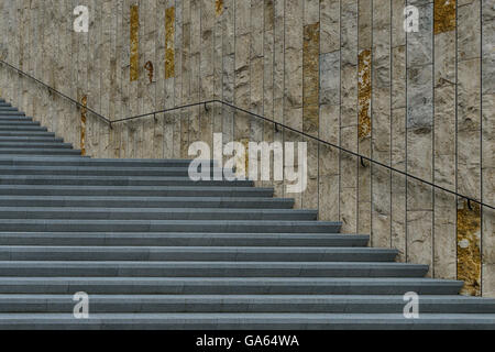 Basel, Rheinuferweg, Novartis Campus, Treppen Stockfoto