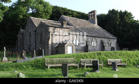 St.-Petri Kirche im Dorf Heysham, Lancashire, im Norden von England. Stockfoto