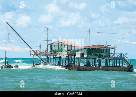 Angeln-Hütte in das Meer, Marina di Pisa Italien. Stockfoto