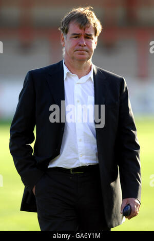 Fußball - freundlich - Ebbsfleet United V Millwall - Stonebridge Straße Stockfoto