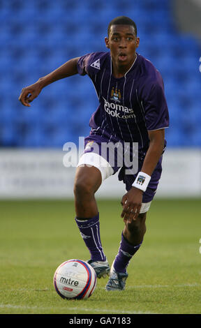 Fußball - freundlich - Shrewsbury Town / Manchester City - New Meadow. Gelson Fernandes von Manchester City Stockfoto